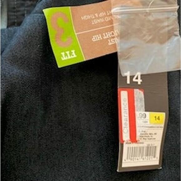 Mossimo Size 14 Fit 3 Dress Faux Jean Bermuda Shorts-NWT - Picture 6 of 6